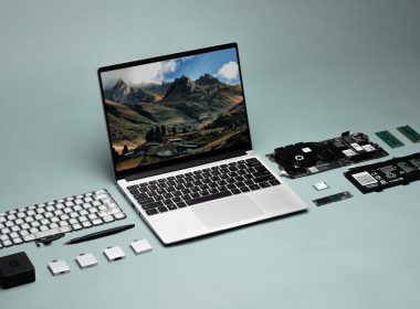 How to build own laptop